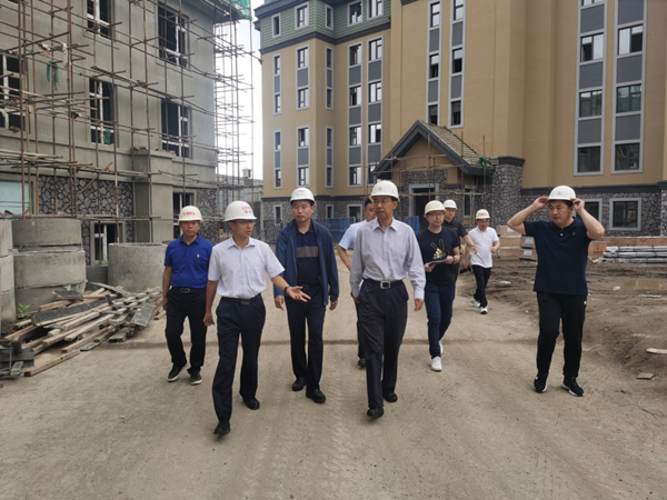 1长白山管委会辅导视察4002cc永利集团·江山府项目_副本.png