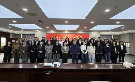 2024年10月18日，集团党委结合长发担保党支部参与了由向阳区党群服务中心发展的“传承革命心灵 赓续红色血脉”公益党课_副本.jpg